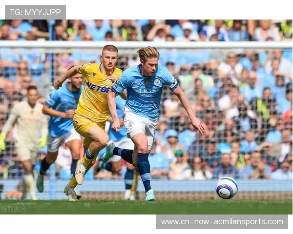曼城围攻中形成远射机会,德布劳内一脚贴角制胜